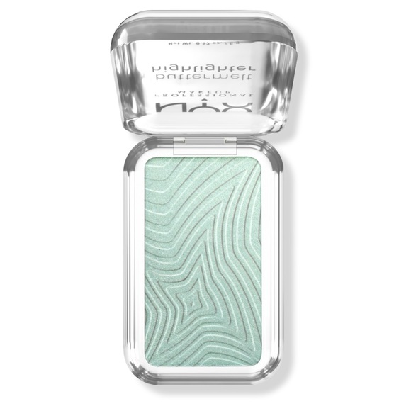 NYX Other - NYX Professional Makeup Buttermelt Highlighter